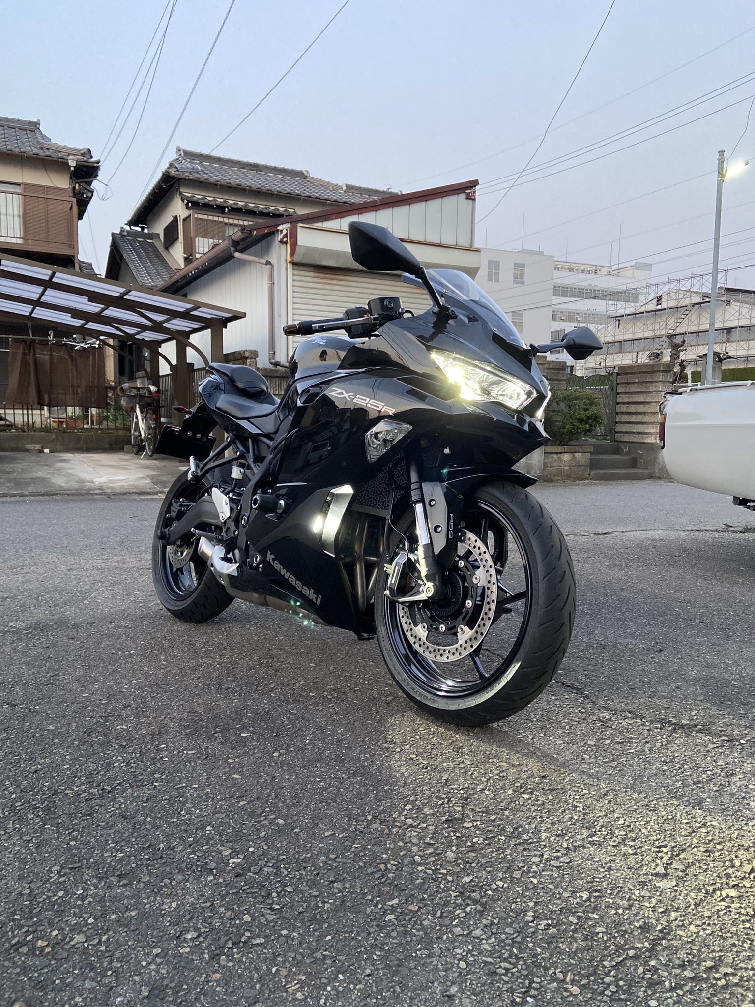 プクプク ホンダ PCX160 2025 8BJ－KF47 パールマゼラ