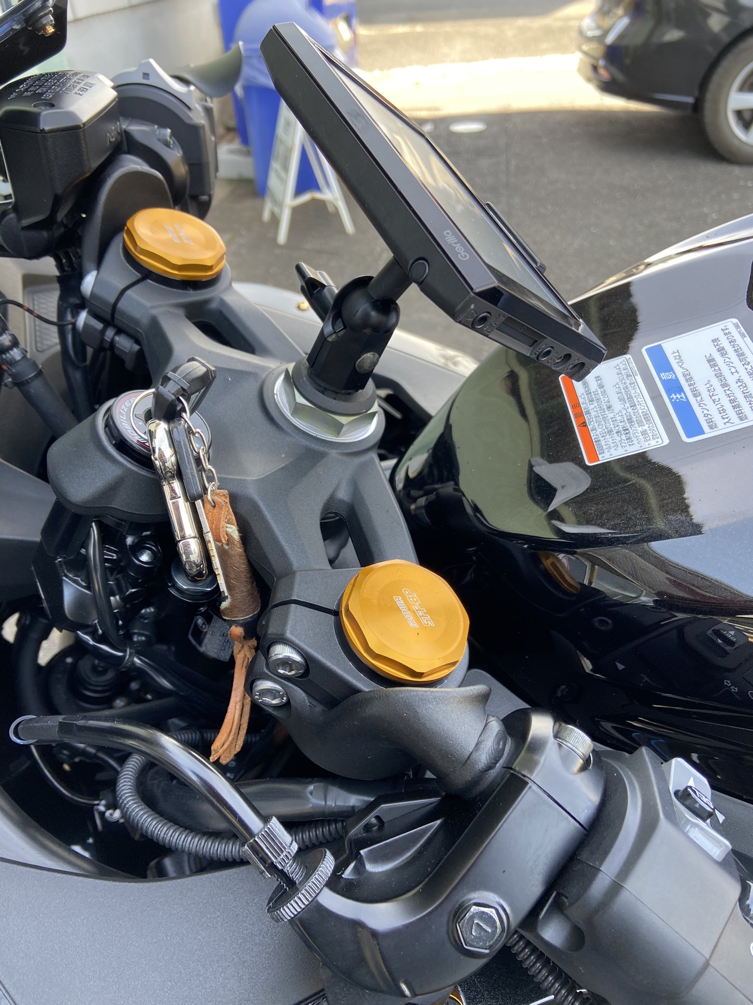 ふーにゃン　お取り置き LEDフェンダーレスキット（ナンバー取付ステー） Ninja ZX-4R