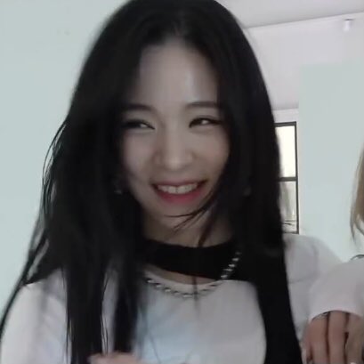 tiny__chae's tweet image. #채영