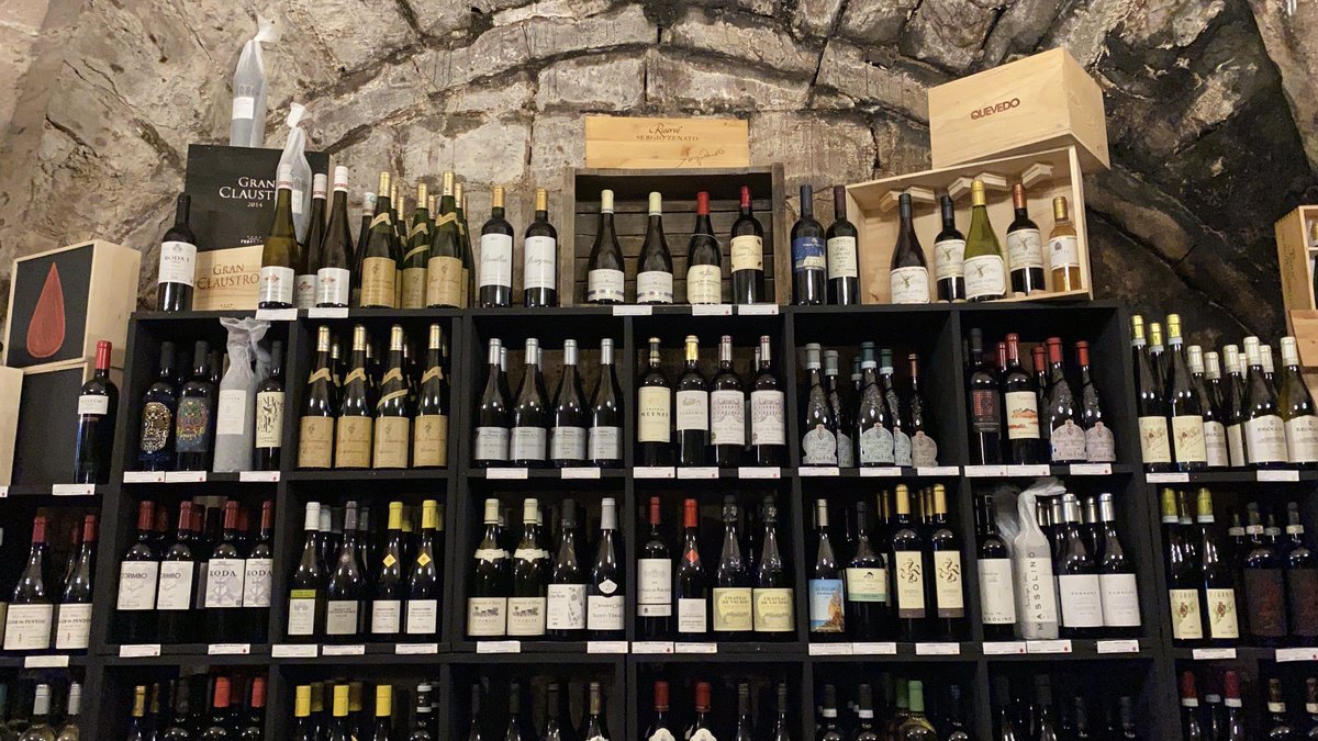 All you need is wine! 🍷

We are open till 4pm today! 

Make sure to pop in and have a look around our selection of amazing wines ✨