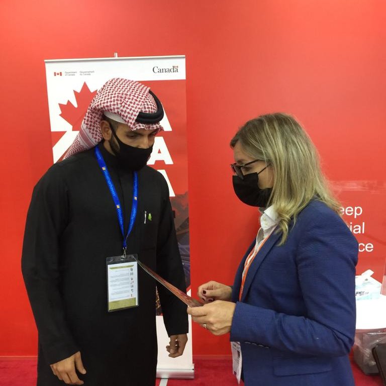 CanadainUAE's tweet photo. That's a wrap on #IDEX2021! Congratulations to the #UAE on organizing a safe &amp; successful show. A great venue to showcase #defence and security capabilities from #CanadaintheUAE and connect with senior decision-makers. We look forward to seeing many deals signed 🖊️🇨🇦🇦🇪 https://t.co/9cE2k1pXBU