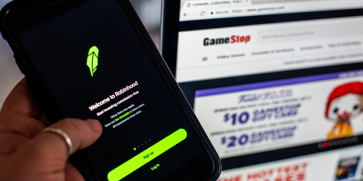 TonySells_'s tweet image. ‘HOLDING TO THE MOON’: Yes, the GameStop bulls are back dlvr.it/RtSj57