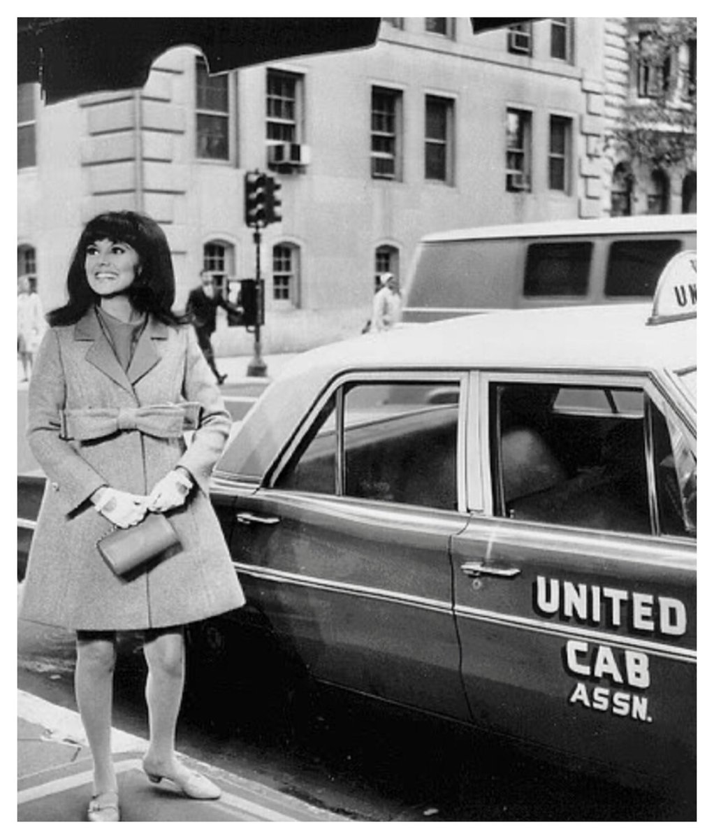SMatchmakers's tweet photo. Do you remember That Girl? #marlothomas (circa 1965) produced and starred in the series about an independent young woman living life on her own terms. It was fabulous! 

“if you find the right match, marriage can be the cushion of life”.~Marlo Thomas
We agree!

#TBT #thatgirl https://t.co/SQLQO2pD7k