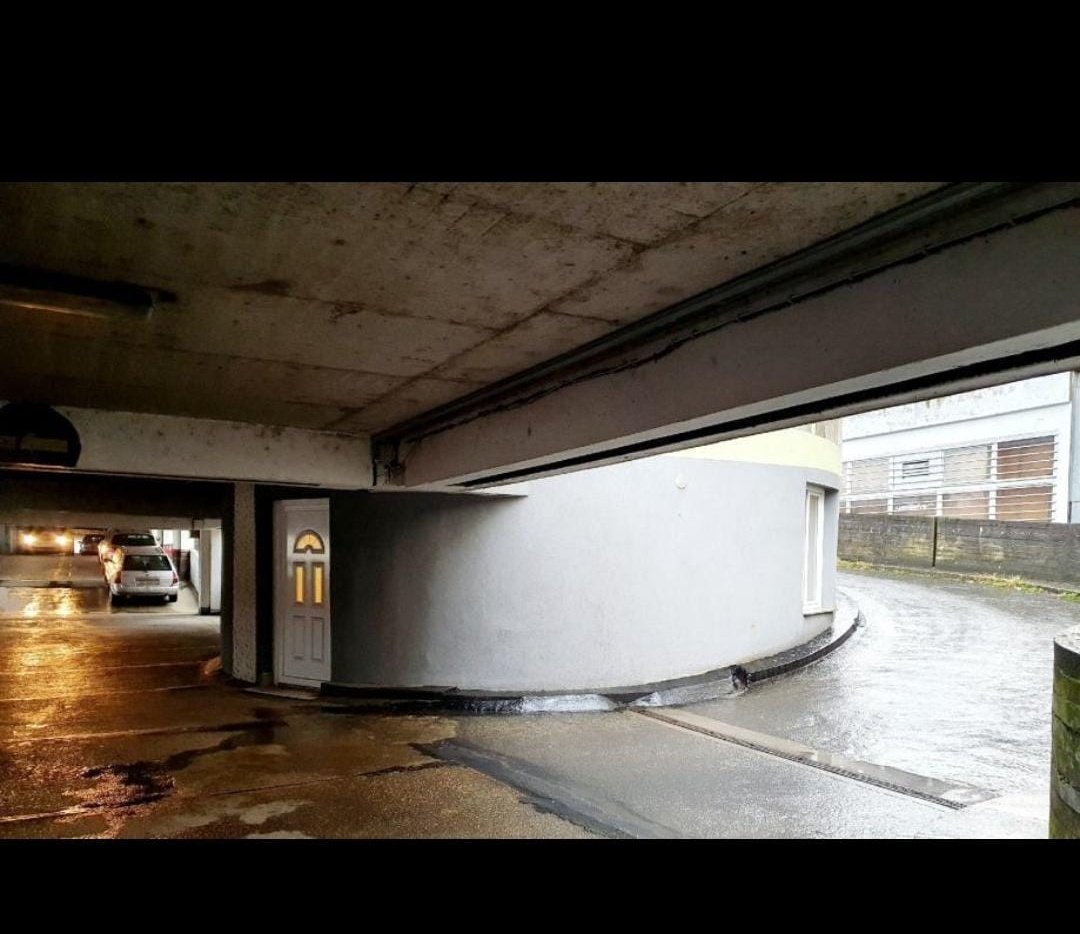 "U 2021. će udariti prava kriza i pasti će konačno cijene nekretnina u Zg.. nema turizma, nema studenata, stanovi zjape prazni a ljudi se dave u kreditima..."
25/02/2021 - nekretnine u Zg: