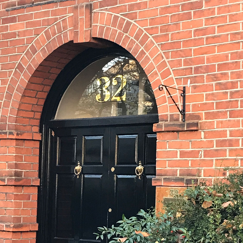 inkmillstudio's tweet photo. Fanlight inspiration. We love this bold gold stencil font. 

#vinyldecal #fanlight  #doornumbers #frontdoor #housename #homeimprovements https://t.co/z1RHWfc8Wy