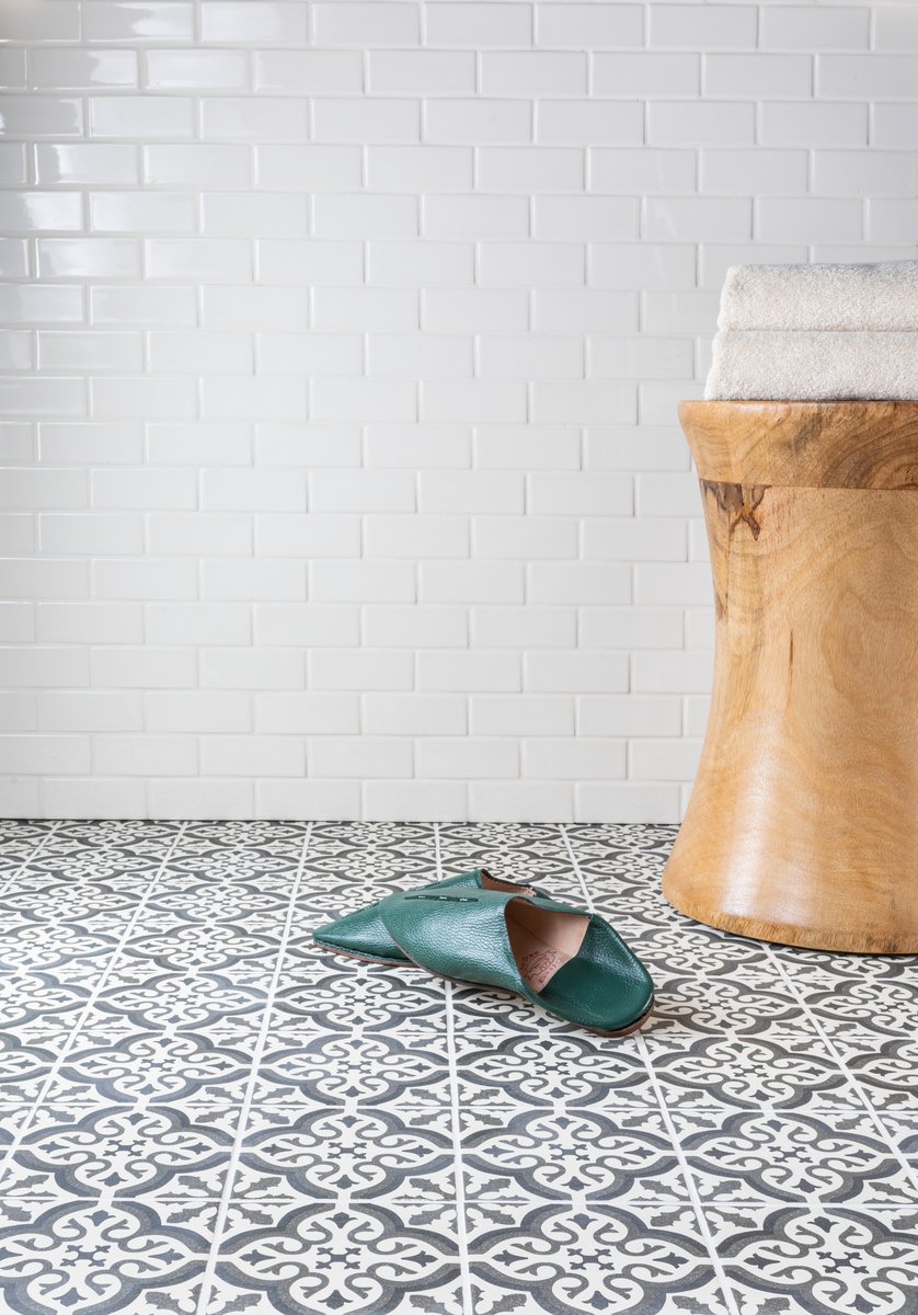 missiontiles's tweet photo. Create a private oasis within the comfort of home with the new Encanto Collection. Encanto tiles capture the charm of Moroccan and Portuguese interiors, architecture, and art with eight-pointed Moorish stars, fleurs-de-lis, and other organic and geometric decorations. https://t.co/ExAMI247Rw