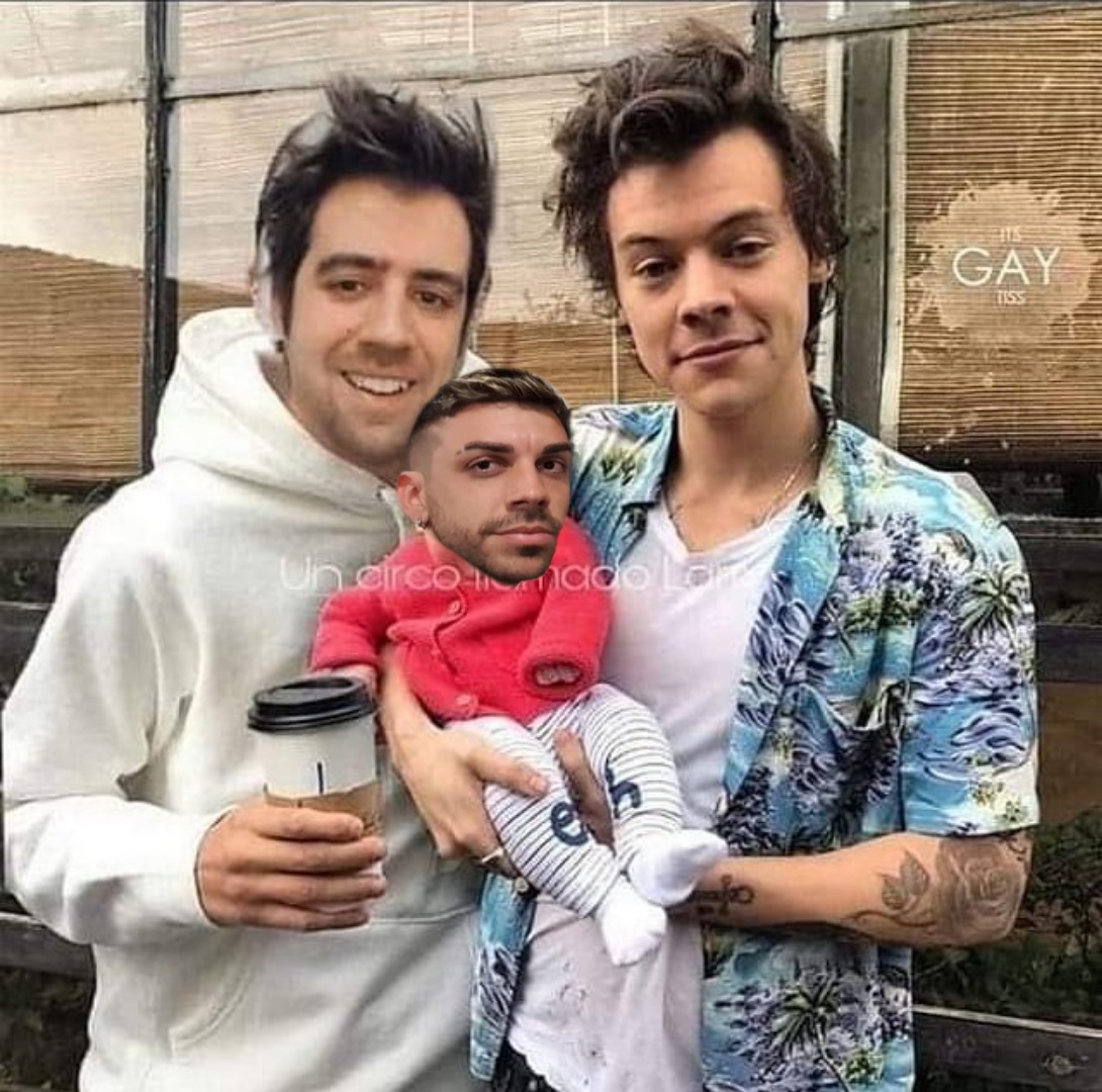 JM_Sama17's tweet photo. @Nayla_Fer97 @JeloudaSoyDiana @auronplay @Harry_Styles @DjMaRiiO https://t.co/cOthIh0gdd