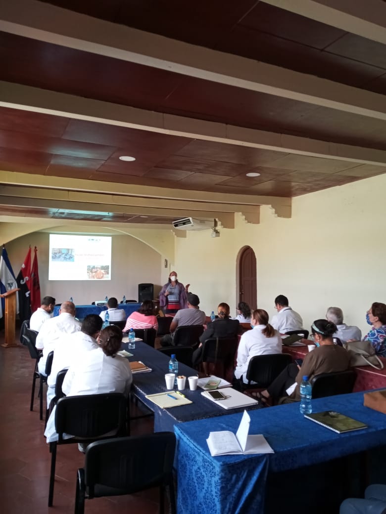 🐸🐸📝 El MINSA - SILAIS Jinotega #Nicaragua lleva a cabo sesión de trabajo con Equipo Multidisciplinario de VIH, con la finalidad de seguir asegurando la #SaludParaElPueblo a los hermanos/as VIH positivos.
<a href="/BisturiDePaz/">Javier Acevedo B.</a> <a href="/CarazoSilais/">Salud en familia y comunidad Carazo-SILAIS CARAZO</a> <a href="/MINSAChontales/">Salud En Familia Y Comunidad - SILAIS Chontales</a> <a href="/Silais_Jinotega/">Silais Jinotega</a> <a href="/NorWC1/">Nor-W-C</a>
