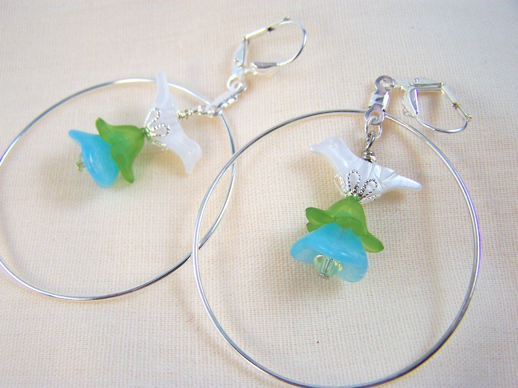chestnutcrochet's tweet photo. Sharing for Verna Raffety on Etsy

Really love this, from the Etsy shop dammas. https://t.co/EhB1PbAJEQ #etsy #glass #hoop #bead #flowers #birds #leverbacks #summer #garden #nature https://t.co/6znG1ZlPoy
