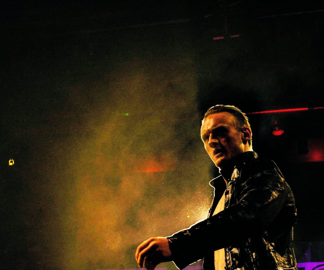 “Never mistake my silence for weakness...”

This week I broke a Space Cowboy.
Next Kingdom, I break your little pet project, Elijah Hampton.

All in the name of the revolution.