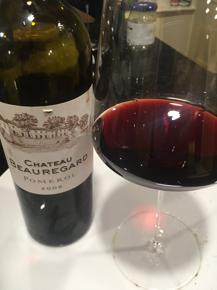 Classic, maturing Pomerol with a rack of lamb tonight. Glossy, deep colour with some bricking. Sensational nose of tobacco, smoke and dark plummy fruit. Silky continuation on the palate, some grip and freshness but à point, for sure.