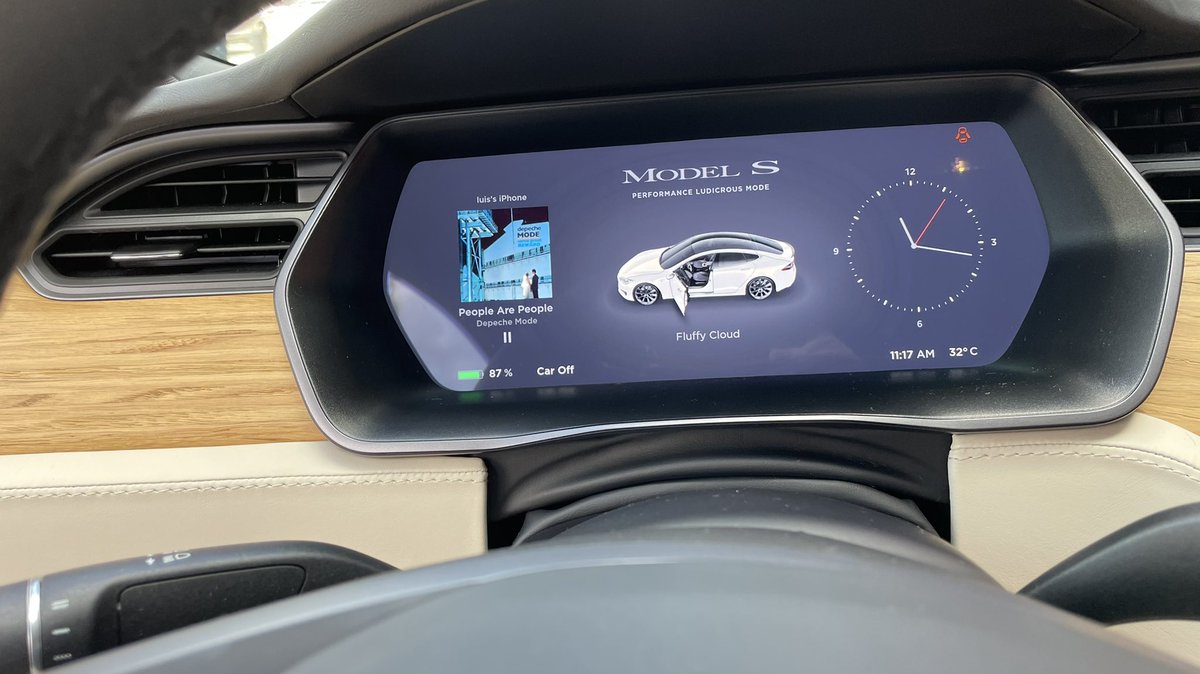 RafeRod26's tweet image. Gracias a @gigaauto por la invitación a ver de cerca el Tesla Model S Performance, un vehículo que dará mucho que hablar con esa potencia increíble 💪🏻🔥🔋 Cc. @Carlos_lantigua