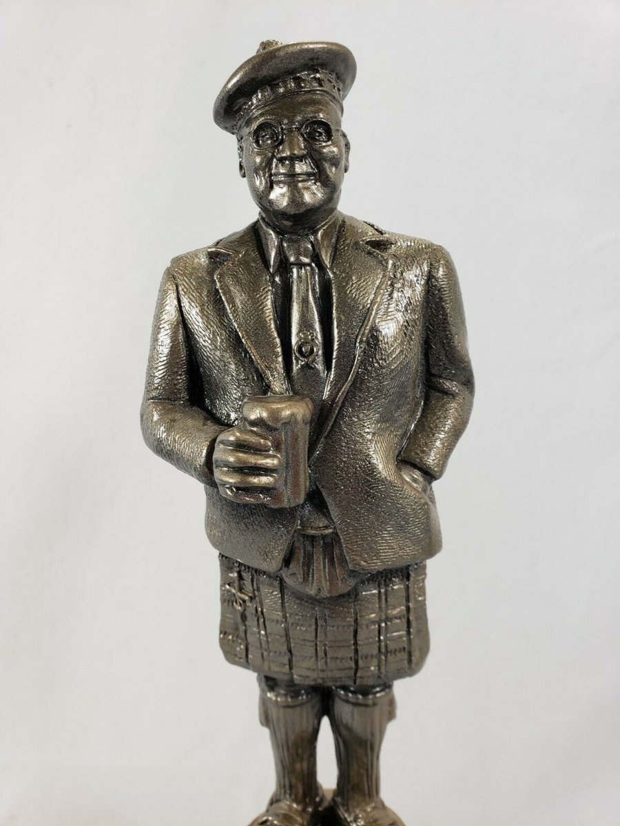 SeaPickers's tweet image. Vintage Bert Grant's Glorious Golden Ale Scottish Top Beer Tap Handle Washington etsy.me/3kphJQd #beersign #seapillowtreasures