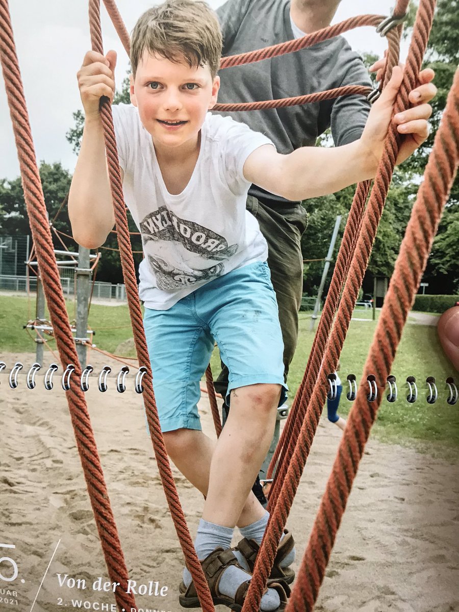 Daniel76Dani's tweet photo. Das deutscheste Bild welches ich je gesehen habe. 
#armesdeutschland #GoodbyeDeutschland #BildungAberSicher https://t.co/46cvtQgkRk