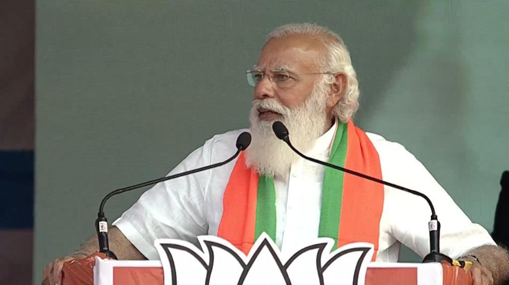 KamalSinghnamo's tweet photo. A tsunami of crowd Yday at d public meeting addressed by Hon'ble PM @narendramodi ji in Coimbatore. Hon'ble PM exposed d duplicity of d DMK-Cong alliance& stressed on d MSME sector of Coimbatore to nation building.
Jai Shri Ram🙏
#VangaModi #VanakangaModi https://t.co/hCNW73wX1z