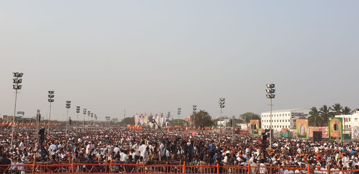 KamalSinghnamo's tweet photo. A tsunami of crowd Yday at d public meeting addressed by Hon'ble PM @narendramodi ji in Coimbatore. Hon'ble PM exposed d duplicity of d DMK-Cong alliance& stressed on d MSME sector of Coimbatore to nation building.
Jai Shri Ram🙏
#VangaModi #VanakangaModi https://t.co/hCNW73wX1z