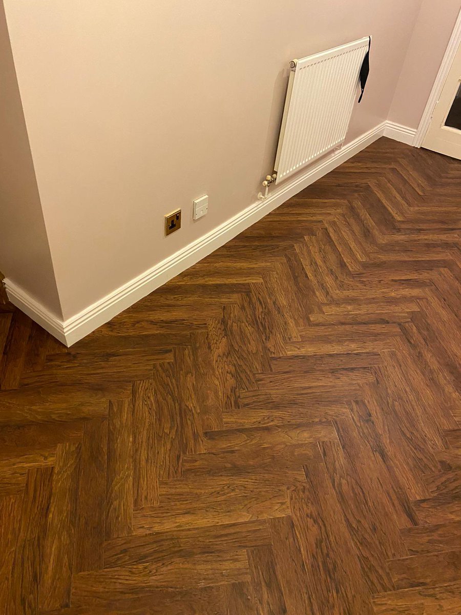 PjmFlooring's tweet photo. Amazing herringbone parquet effect luxury vinyl planks fitted to a hall and W/c. Colour is Distressed Aged Hickory #luxuryvinylspecialists #chestertweets #projectfloors https://t.co/rUtYEF5Oxo