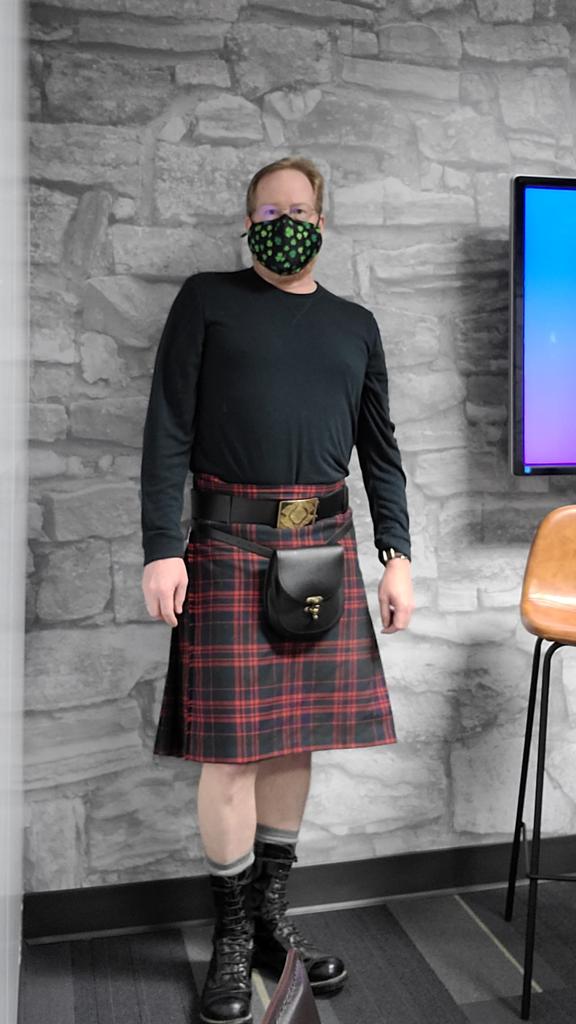 KiltedG's tweet image. Ok cold weather kept me in leg pertains the last two weeks. #TartanThursdays are now back. Wearing my MacDonald tartan today