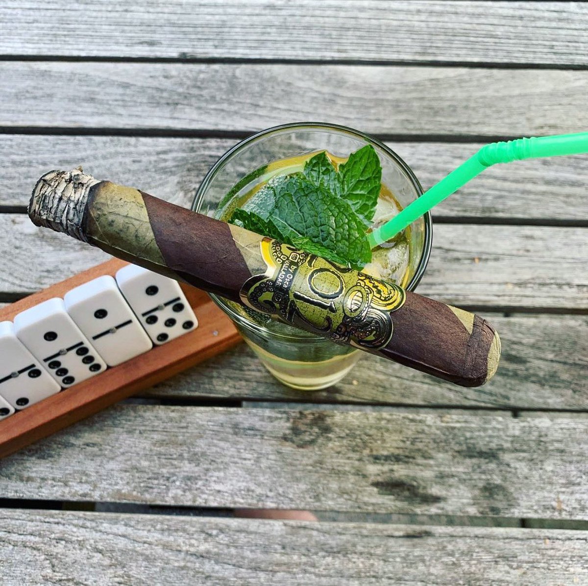 ovcigars's tweet photo. Start your day fresh! Have you tried our #2012BarberPole yet?!
Wrapper: México San Andres & Candela
Binder: Nicaragua
Filler: Honduras & Nicaragua
Vitola: 6x52
11 Count Box Pressed
IG 📸 @udofetzer https://t.co/Z1AfPgktrU