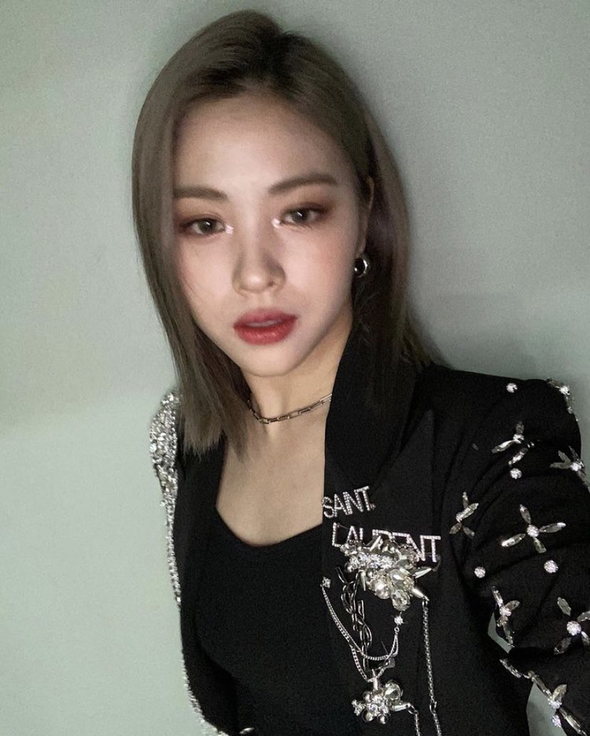 yamikaworks's tweet photo. ㅤ

                 🔔┇user https://t.co/FSzzFDvLts
                 sns update ?!
                 🗓┇022521     ∕     10:50 PM. 
                 📍┇GG, Headquarters. 

                 ❝ and, work done! ❞

ㅤ https://t.co/xdsn76sGJi