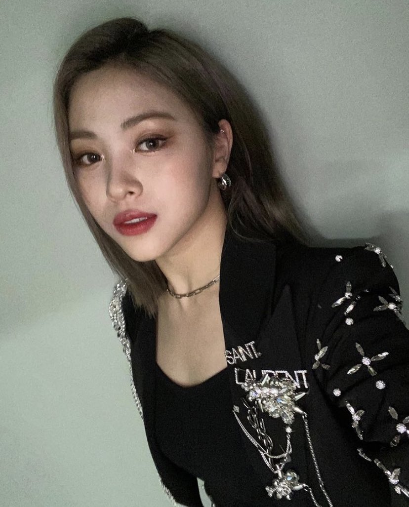 yamikaworks's tweet photo. ㅤ

                 🔔┇user https://t.co/FSzzFDvLts
                 sns update ?!
                 🗓┇022521     ∕     10:50 PM. 
                 📍┇GG, Headquarters. 

                 ❝ and, work done! ❞

ㅤ https://t.co/xdsn76sGJi
