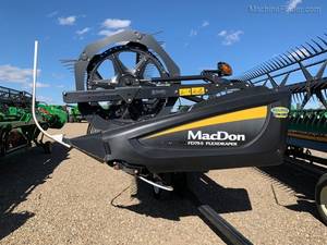 HorizonAgTurf's tweet photo. Price Drop on this 2017 MacDon FD75 located in Vermilion * NOW $80,000. 35' Flex Draper, 5 BAT P/U reel, convey auger and more https://t.co/DWv8epF6Qd Financing available.  #flexdraper #macdon #pricedrop https://t.co/92FKYuXsC1