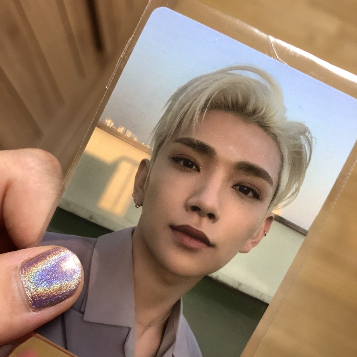 คนเกาหลีแพคการ์ด555555555 “โอป้ามาแล้ว เปิดประตูที” 5555555555555555555