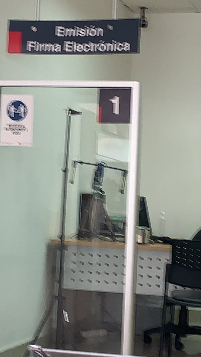 Tomar en cuenta el pésimo servicio que brindan de firma electrónica en la ciudad de Babahoyo, toma tu token y mira quien te ayuda. Lindo mi país! @RodrigoAvilesJ <a href="/RegistroCivilec/">Registro Civil Ecuador 🇪🇨</a>