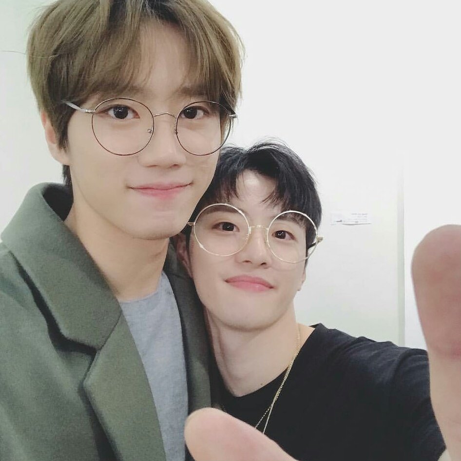 parkkjunhee's tweet photo. Happy Birthday to our precious and inspiring leader @feeldog_bpnn 😭❤ love you so much.. thank you for being the best leader until now I love you😭❤ wish you all the best and always healthy ❤ 

#HappyFeeldogDay https://t.co/2DCpO6xpmD