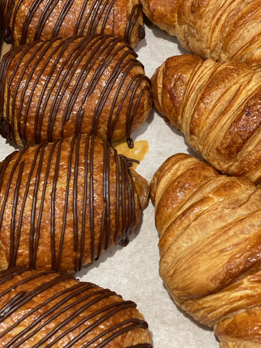 mschultz_CEO's tweet photo. These pastries are too hard to resist at @ourfairgrounds. What are you grabbing to have a sweet start to the day? https://t.co/gcK39b1dQx