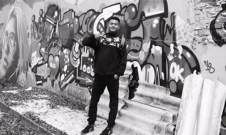 itsblackflow's tweet image. Peace✌✌✌