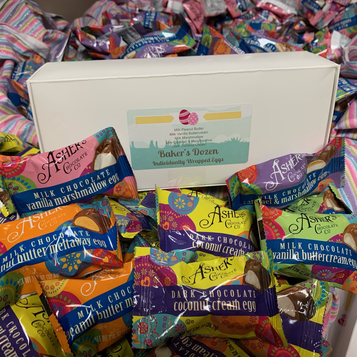AshersChocolate's tweet image. Individually-Wrapped Easter Eggs? Yes, please! How about a Baker's Dozen box? Even better! 🤤

In Store &amp;amp; Curbside Pickup:
Souderton: ow.ly/4mb850BZHvY
Lewistown: 717-248-3700

#AshersChocolateCo #Easter #Spring2021 #HopIntoSpring