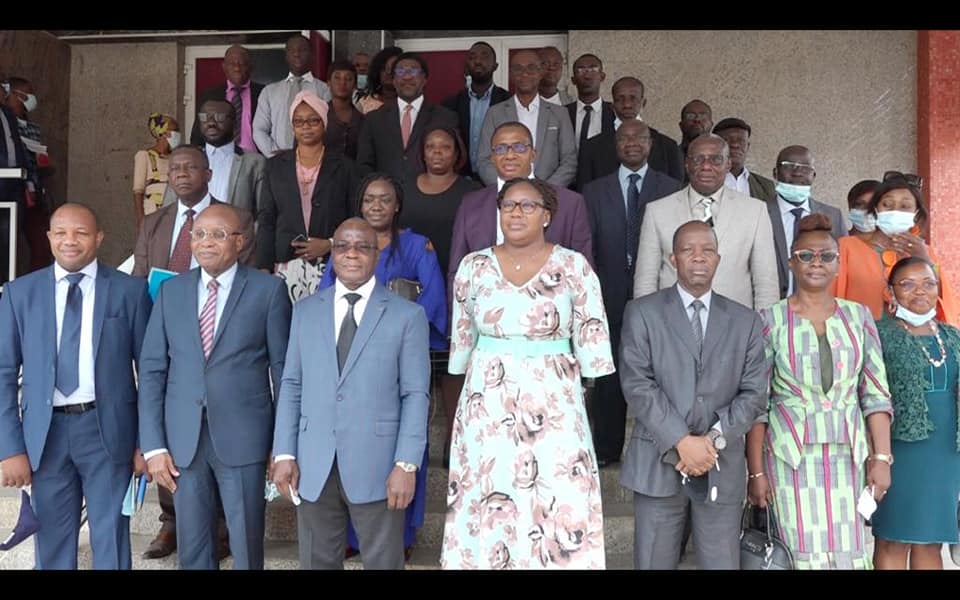 Recherche scientifique /
Le FONSTI élabore son plan stratégique
Le  Fonds pour la Science, la Technologie et l’Innovation (FONSTI) organise un atelier de conception de plan stratégique afin de jouer pleinement son rôle de soutien à la recherche scientifique et à l’innovation.