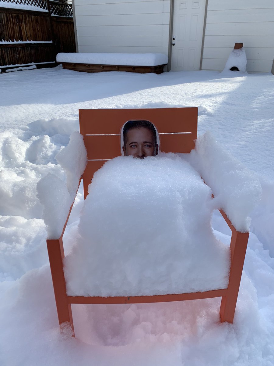 pagekelley's tweet photo. Live look at the snow stake @KyleClark #coloradosnow @9NEWS https://t.co/QCVgSfpGov