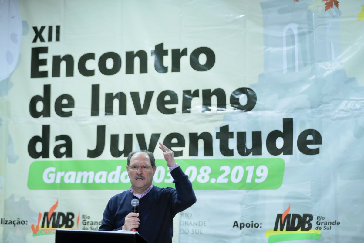 PARABÉNS, GRINGO! 🎂

Hoje é o dia de celebrar o aniversário desta figura carismática, séria e comprometida com a verdade: o nosso sempre governador <a href="/JoseIvoSartori/">José Ivo Sartori</a>. Vida longa ao seu legado!