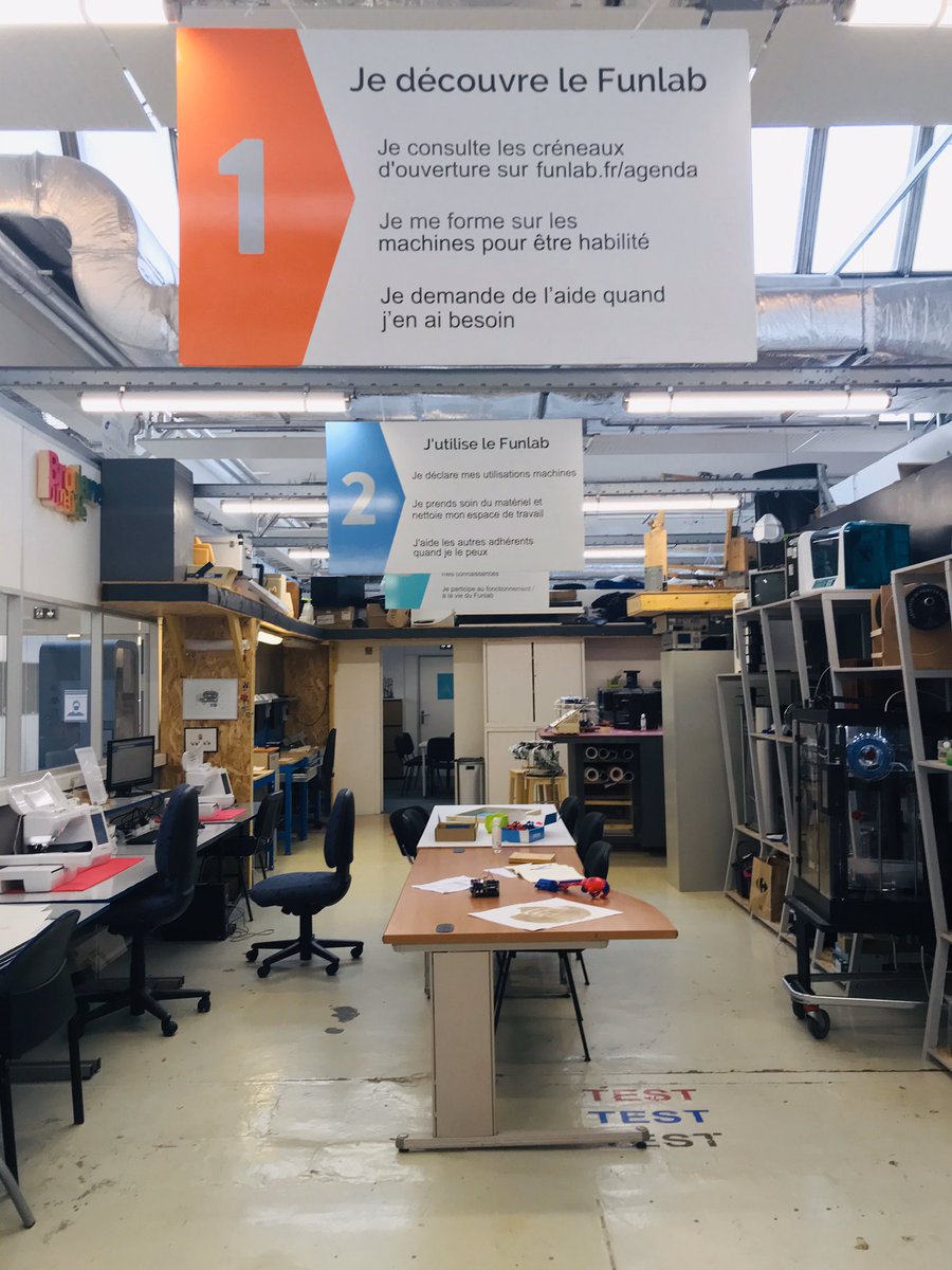 fbonneau's tweet photo. Échange sur les actions @LeFunLAB  
🖋Je signe 1soutien régional pour le projet « L’Autre-Brique » porté avec @cefimFormation :
🤝Structurer le réseau des #maker en @RCValdeLoire 
- Créer 1centre de ressources /culture du Faire ensemble.
#incubateur  #HumanTechRegion #TiersLieu https://t.co/quh8XjjzwP