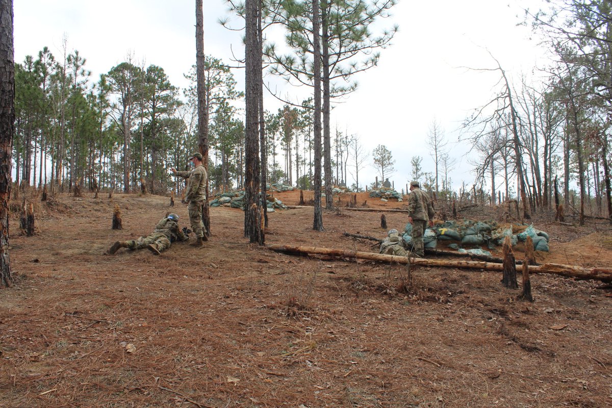 247_panthers's tweet photo. Delta/2-47 IN conducts Enhanced Team Live Fire Exercise in preparation for their final FTX 
 #ConcurringCOVID #PNQ #VictoryStartsHere #FollowMe #BrillianceInTheBasics
#CultureOfExcellence 
@197SLEDGEHAMMER
@TRADOC 
@USArmy
@FortBenning
@Dave_Hodne
@PatDonahoeArmy https://t.co/KYpgk7HWKj
