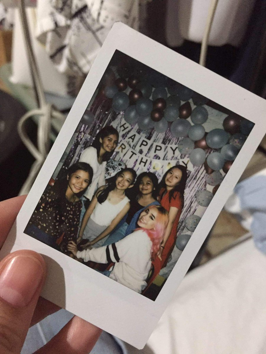nooonamesa's tweet photo. + @RoseBad5 @mryllyssa 

~ wmy :( https://t.co/y60K1htTTM