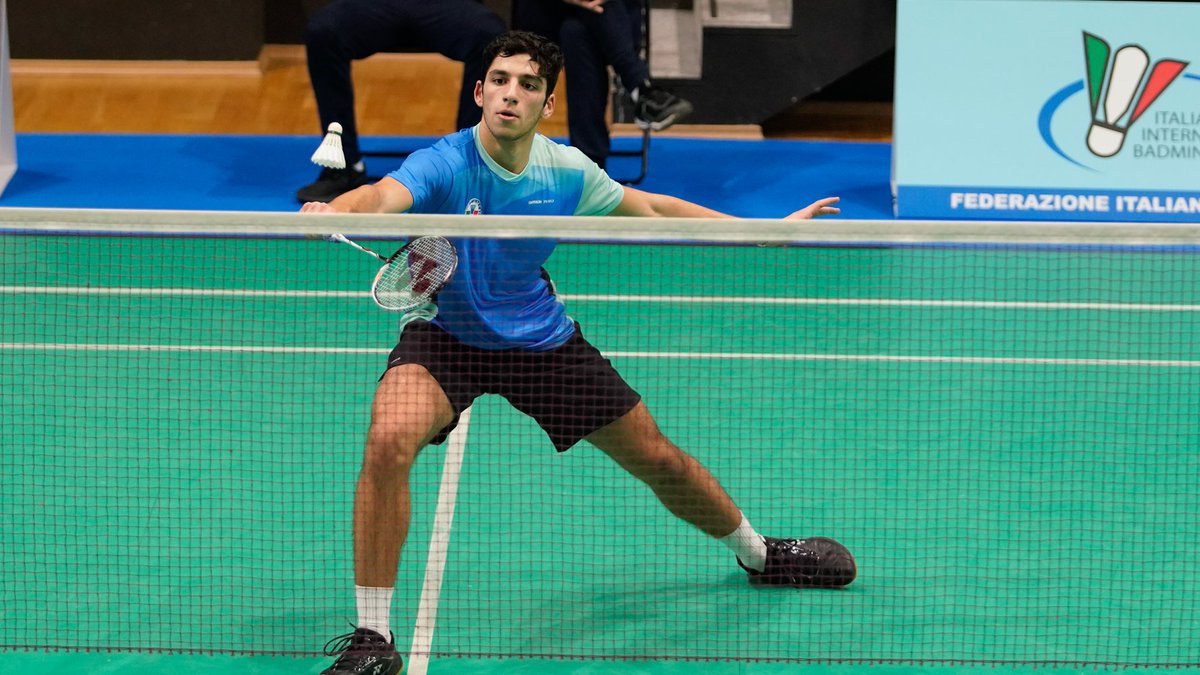 Coninews's tweet photo. Un terzetto azzurro per gli Europei di #badminton. 🏸

Nella rassegna continentale che si terrà a Kiev dal 27 aprile al 2 maggio l'Italia scenderà in campo con Fabio Caponio nel singolare e con Giovanni Greco e Kevin Strobl nel doppio.

👉 https://t.co/imooh6DgGr

@Federbadminton https://t.co/bIPU6AJS0n