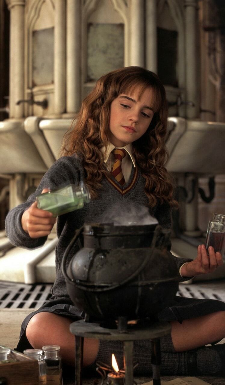  happy birthday Emma Watson !!! we miss you  