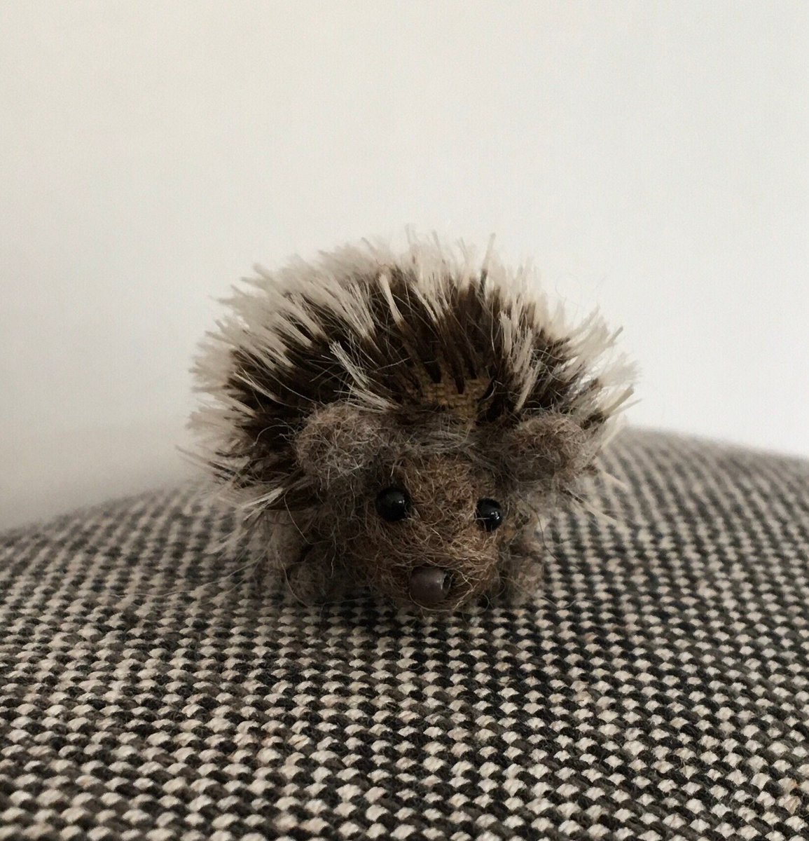Excited to share this Needle felted miniature hedgehog. #feltedhedgehog #dollshouseanimal #tinyhedgehog #miniaturehedgehog #supercutehedgehog etsy.me/3uwboXV