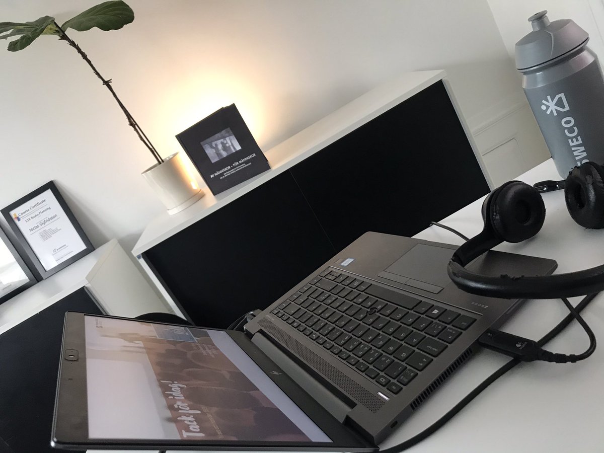 ErikMejer2's tweet photo. Dagens digitala kurs i projektledning för stadsplanerare, för Stockholm stad avklarad! Utmaning att skapa interaktion och mycket bra input till kursens avslutande dag om en månad! #projektledning #stadsplanering #kursledning #teknologiskinstitut  #sweco #stockholmstad #sandmedia https://t.co/vFRGnC7cWp
