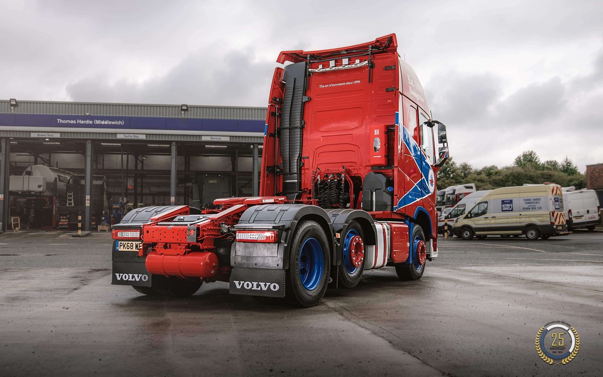 THCUsedTrucks's tweet photo. #ThrowbackThursday

L. Hunt &amp; Sons, a proud, family run business, specialize in unorthodox haulage. We supplied them with a stunning FH540 back in August of last year. 

We also put together a blog regarding our time with L. Hunt which you can read here 👇
https://t.co/p5RraDerxd https://t.co/133Va7x6eI
