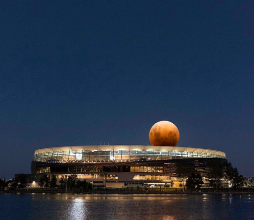 Stadium185's tweet photo. Fun image of @OptusStadium in Perth, Australia, courtesy @COXArchitecture https://t.co/CoBoYXFh2e