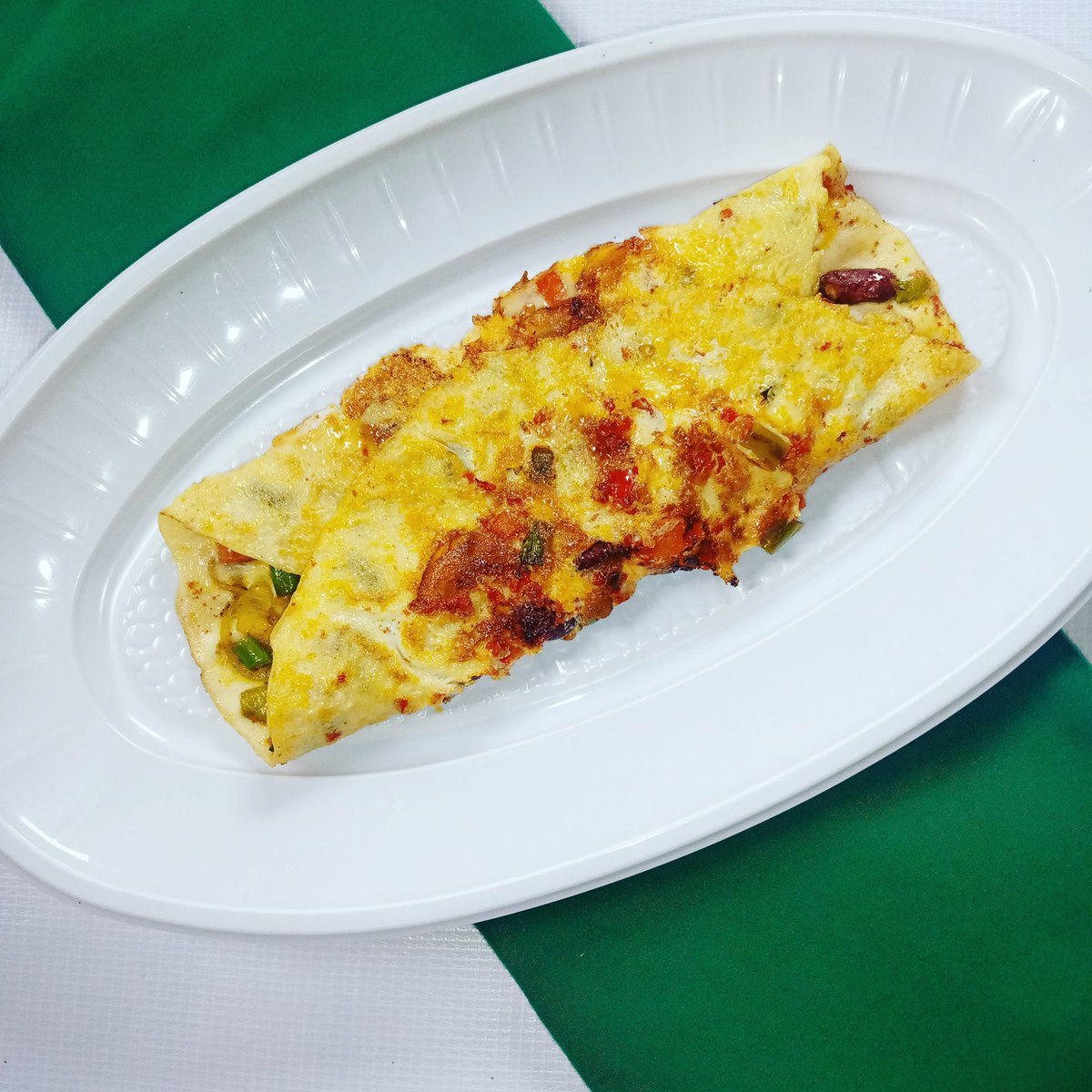 chef_oac's tweet photo. Felt like eating Plantain and Egg, but I wanted something different from the usual plantain, so I thought of #fritata But I didn't want that too,
RT, RF, FOLLOW
I thought of #vegetable #omelette ,but I didn't want that too.
So I combined this and made a different recipe https://t.co/kurXq5RB3t