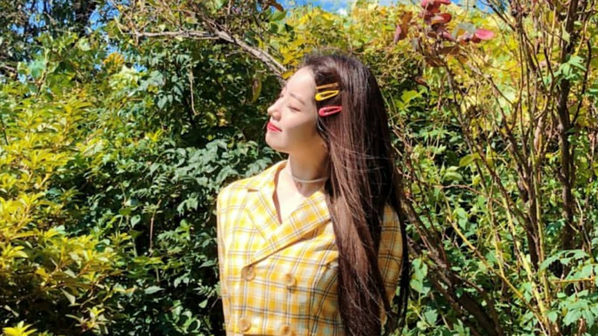 lowdahyun's tweet photo. four seasons with kim dahyun https://t.co/n1KcvI3mxc