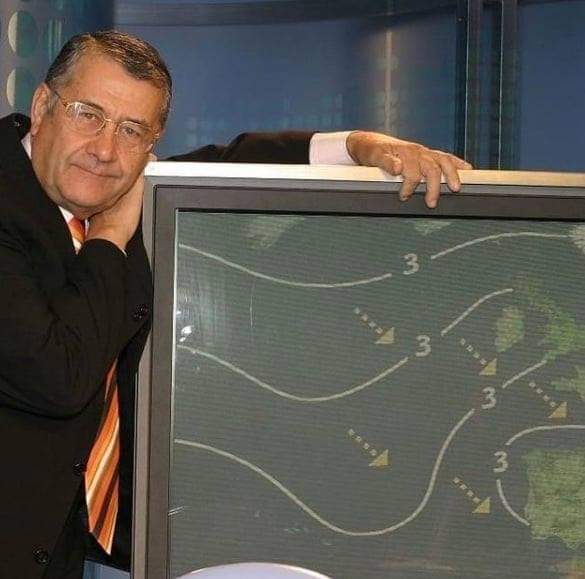 PemanFake's tweet image. Vai chover