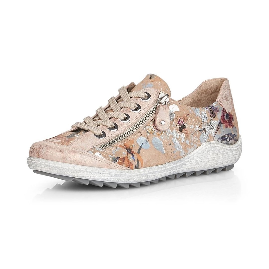 BarnetsShoes's tweet photo. Spring Sale 🌷 Up to 60% off across our entire collection! ➡️ https://t.co/sZtybKHzgK https://t.co/aVnuH9gKOP
