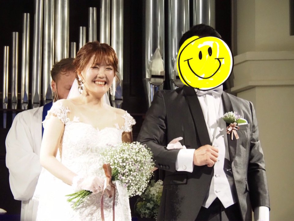ももこさん 本当につくづくあのタイミングで結婚式出来て良かった ムーンフェイスになってないしまつ毛も残ってた ハゲてはいたけどウィッグも脱げへんかったし 末期がん 肺がん 肺腺がん ステージiv 非小細胞肺癌 抗がん剤治療 T Co