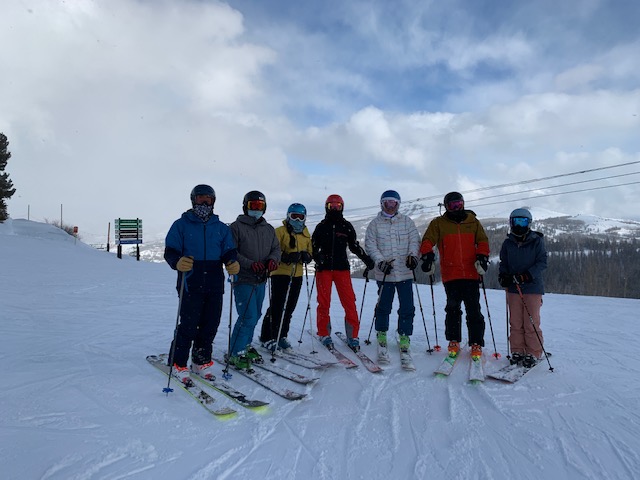 PandoLabs's tweet image. Great afternoon on the mountain yesterday! PandoLabs member and board ski day. Building relationships, finding ways to help one another.